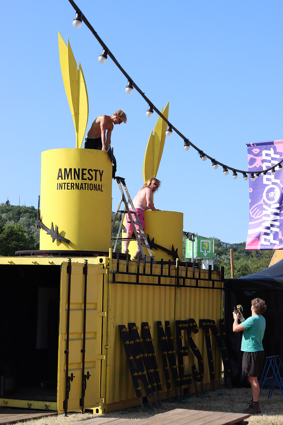 Creative_Composers-Amnesty-Production-Building_on_site-02